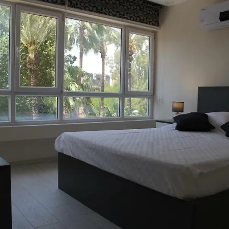 Birpa Boutique אנטליה